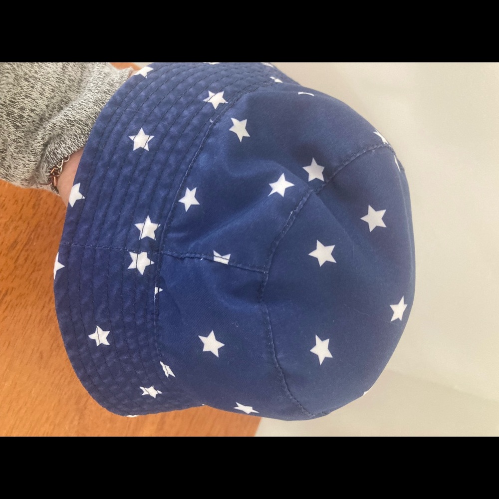 Baby Rashgaurd and hat - Picture 7 of 7